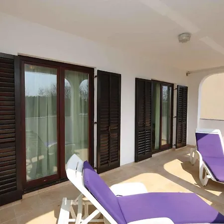 In - Insel Krk 44630 Апартаменты Сило