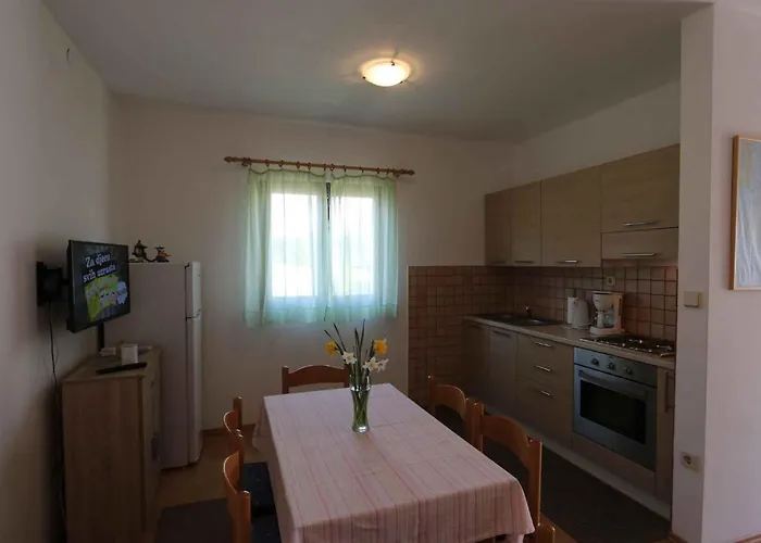Apartment In - Insel Krk 44630 Silo (Krk)